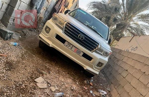 تۆیۆتا لاند کروزەر 2010 بۆ فرۆشتن لە عێراق - کەربەلا